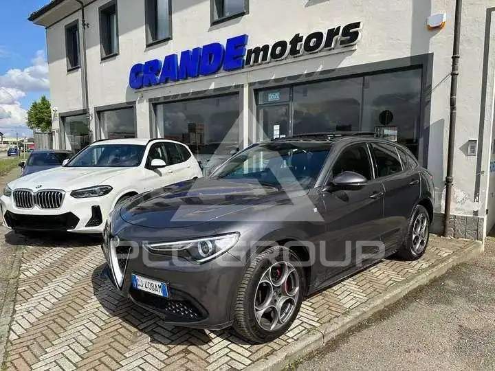 2022 Alfa Romeo Stelvio