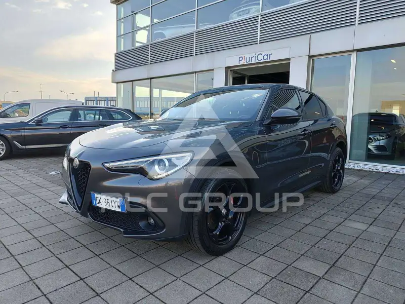 2022 Alfa Romeo Stelvio