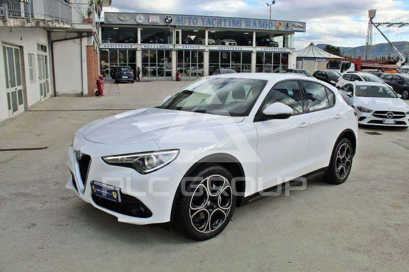 2022 Alfa Romeo Stelvio