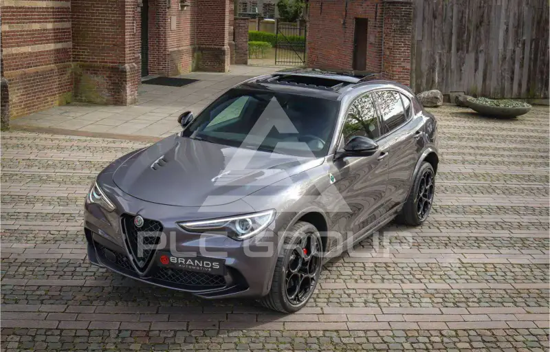 2022 Alfa Romeo Stelvio