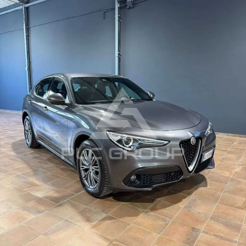 2022 Alfa Romeo Stelvio