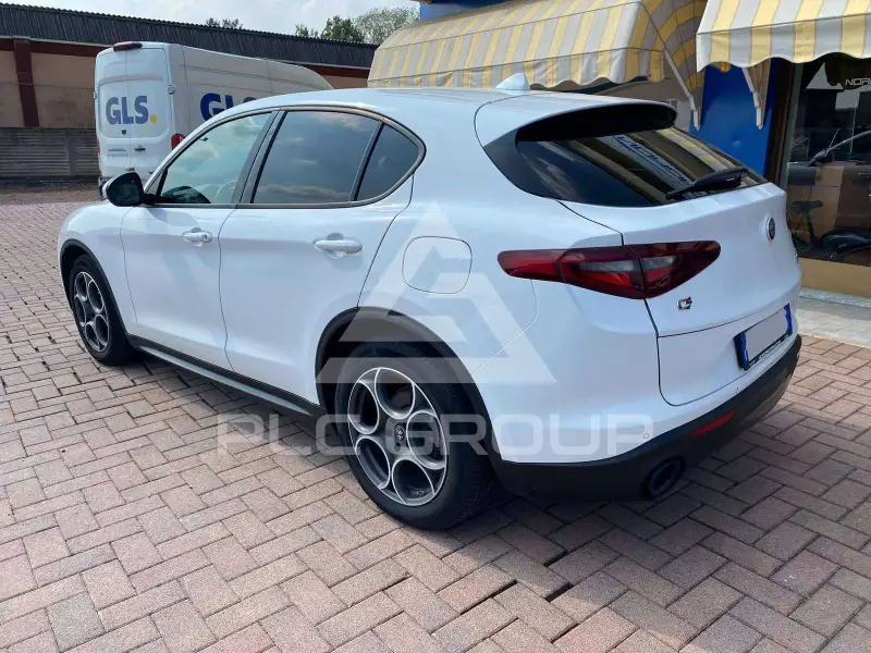 2022 Alfa Romeo Stelvio