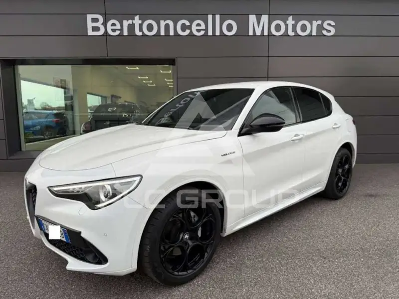 2022 Alfa Romeo Stelvio