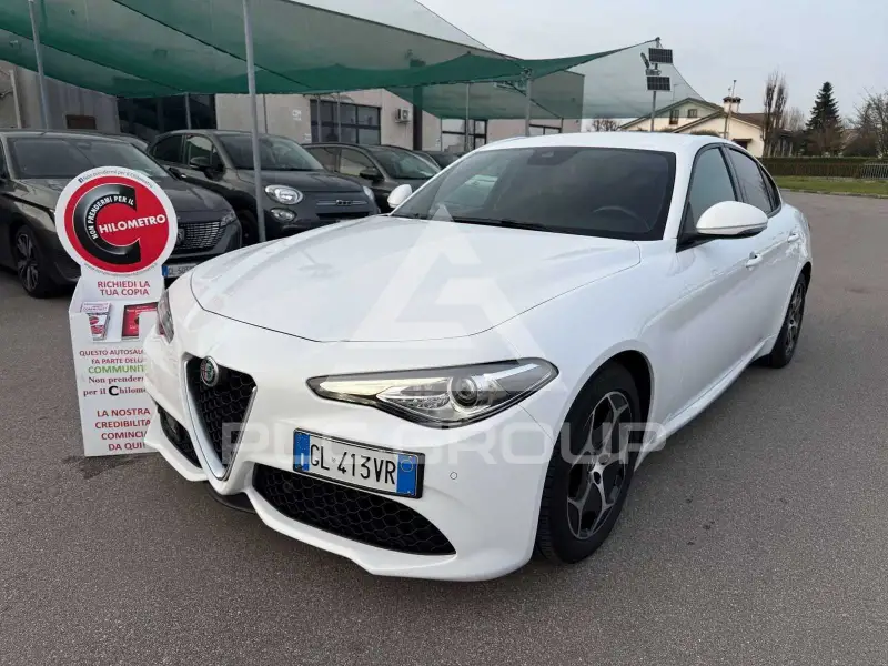 2022 Alfa Romeo Giulia