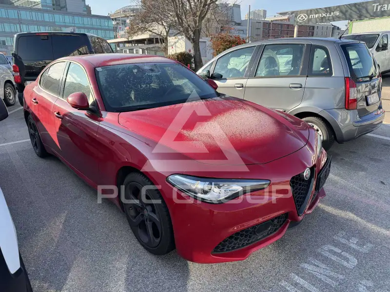 2022 Alfa Romeo Giulia