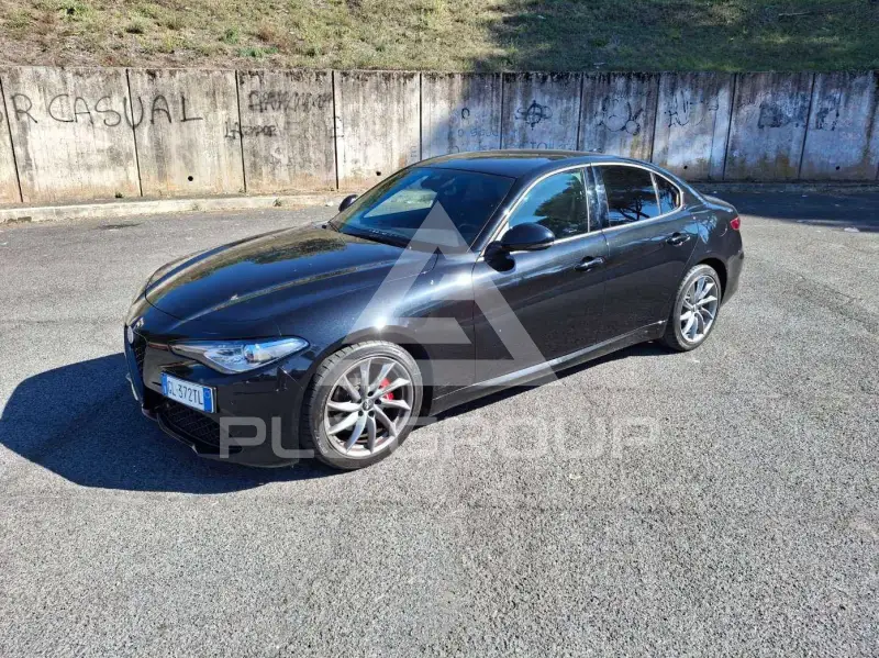 2022 Alfa Romeo Giulia