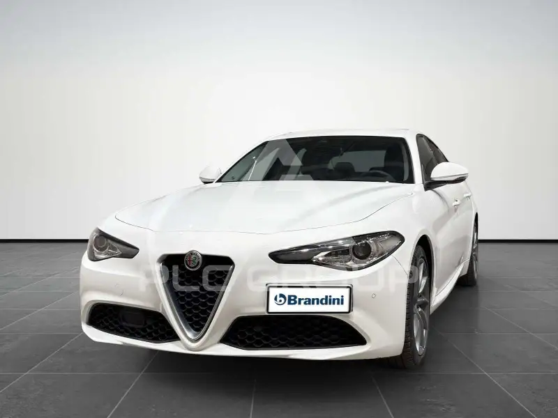 2022 Alfa Romeo Giulia