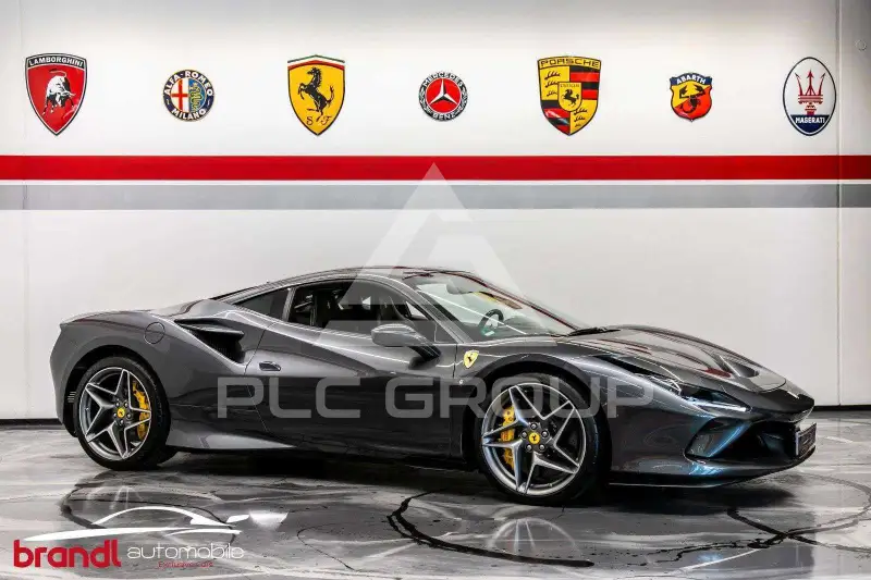 2022 Ferrari F8