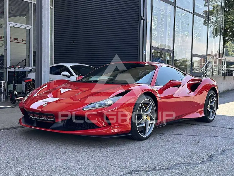 2022 Ferrari F8