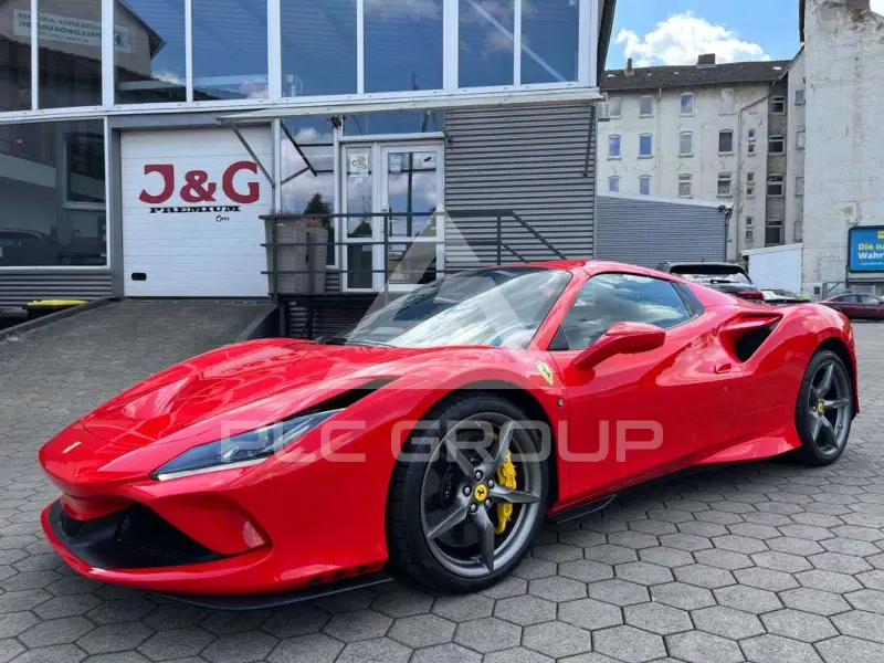 2022 Ferrari F8