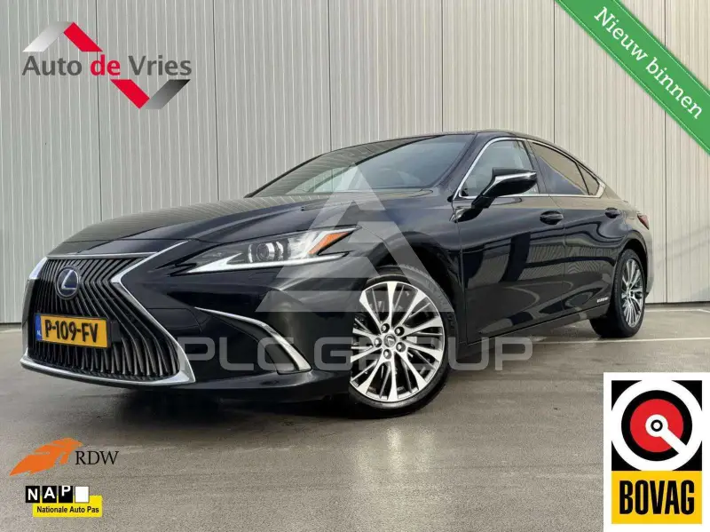 2022 Lexus ES300