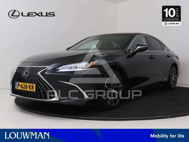 2022 Lexus ES300