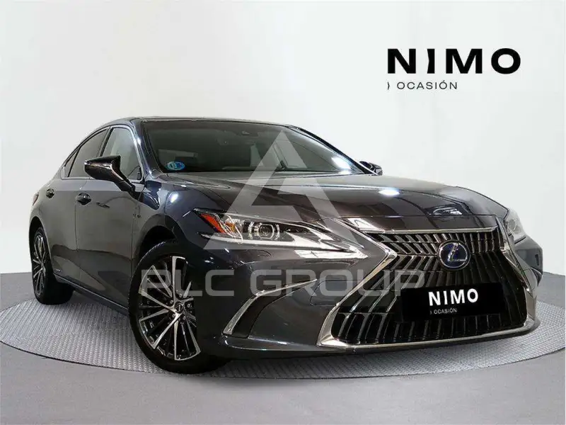 2022 Lexus ES300