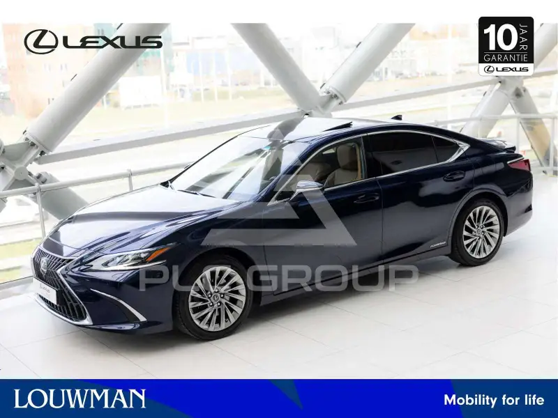 2022 Lexus ES300