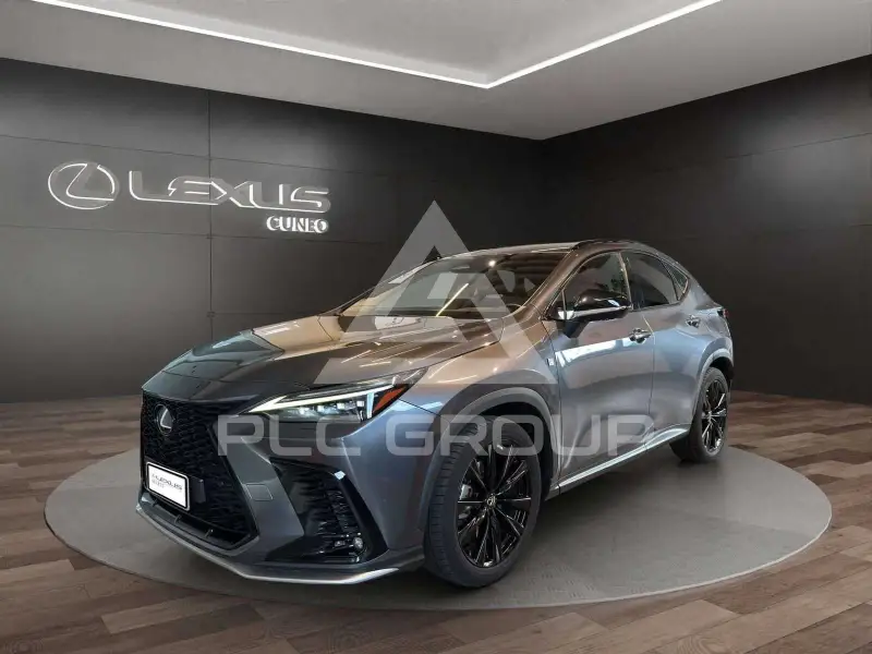 2022 Lexus NX450