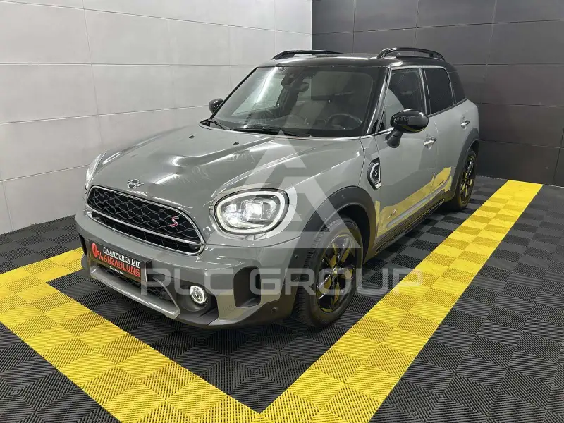 2022 Mini Unknown