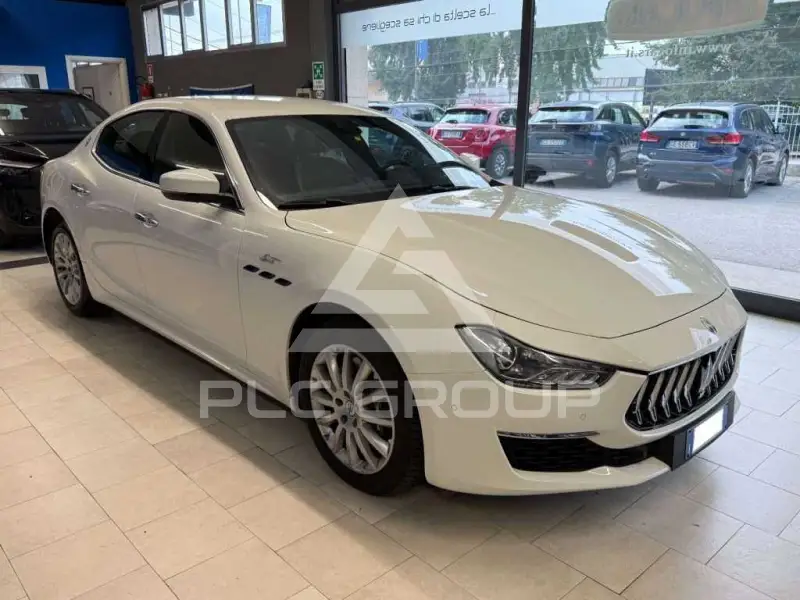 2022 Maserati GHIBLI