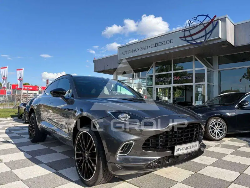 2022 Aston Martin DBX
