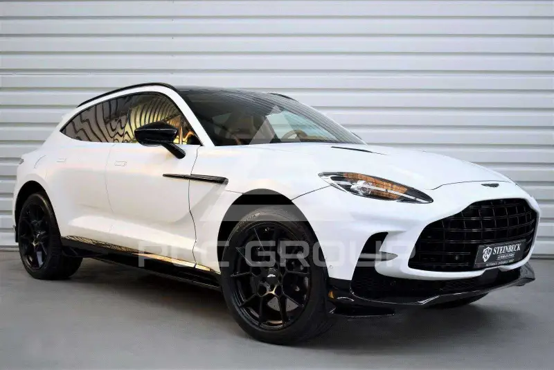 2022 Aston Martin DBX