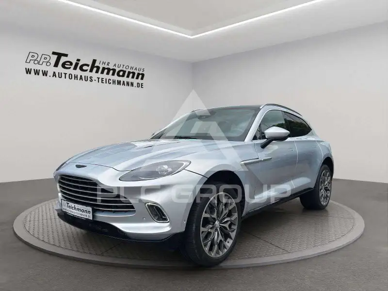 2022 Aston Martin DBX