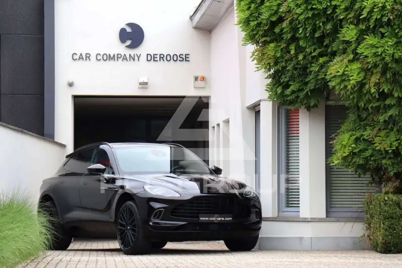 2022 Aston Martin DBX