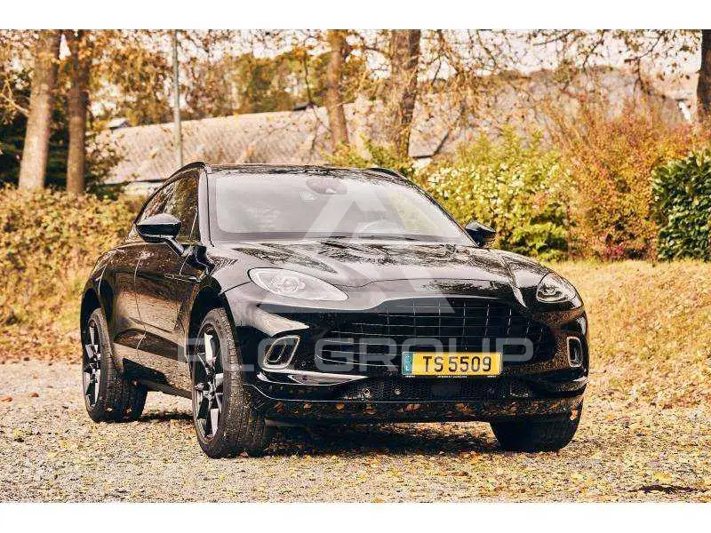 2022 Aston Martin DBX