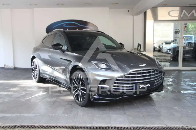 2022 Aston Martin DBX