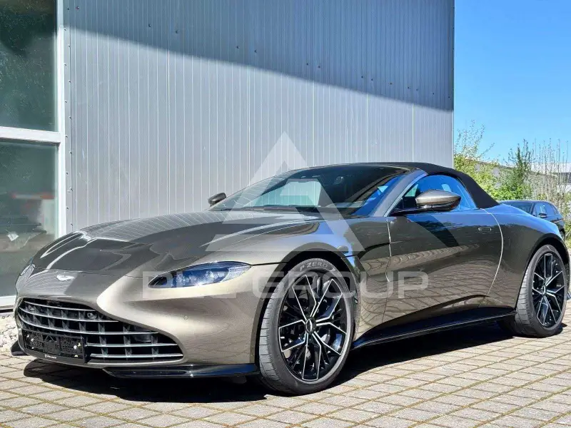 2022 Aston Martin V8