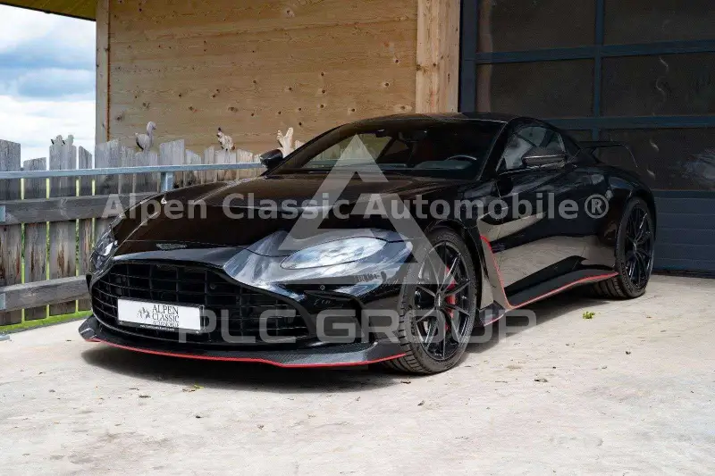 2022 Aston Martin Vantage