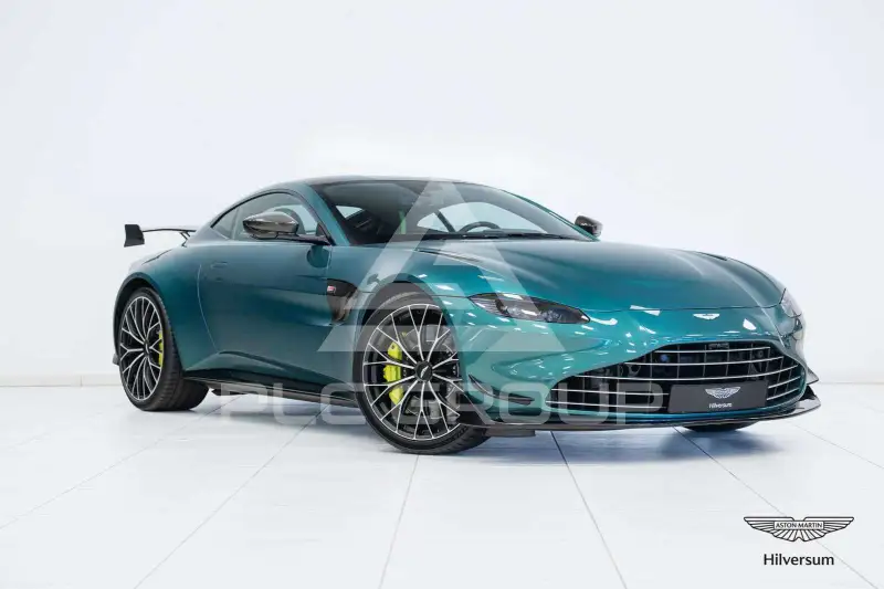 2022 Aston Martin Vantage
