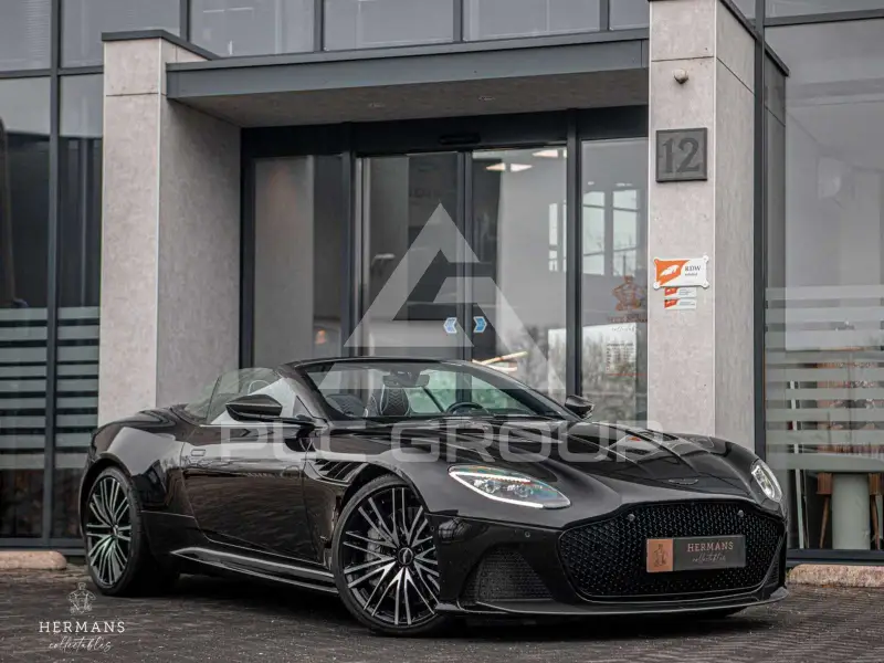 2022 Aston Martin DBS