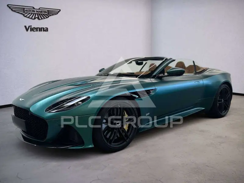 2022 Aston Martin DBS