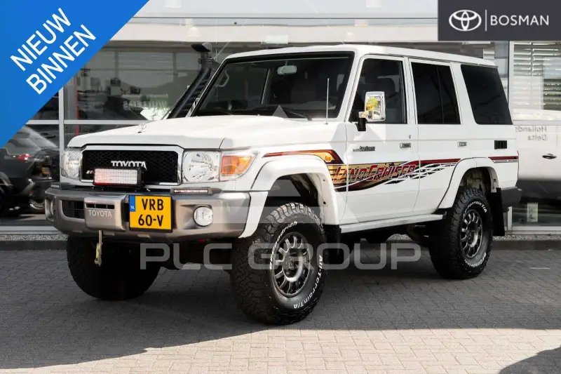 2022 Toyota LAND CRUISER