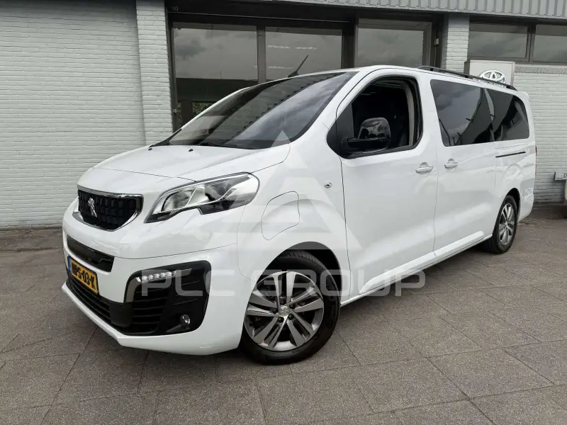 2022 Peugeot Traveller