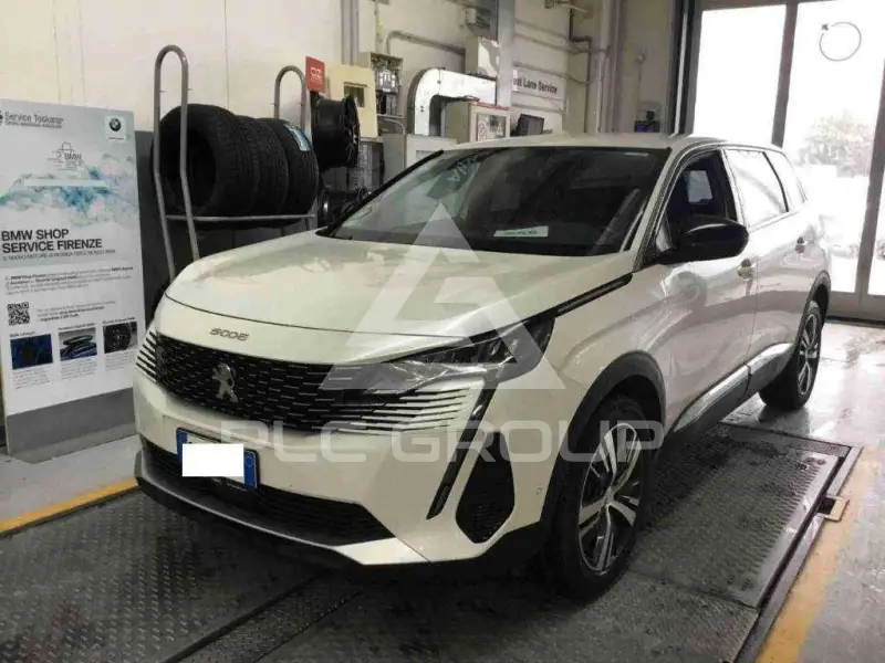 2022 Peugeot 5008