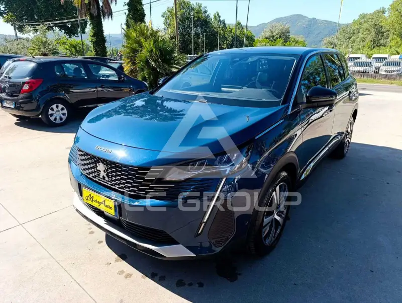 2022 Peugeot 5008