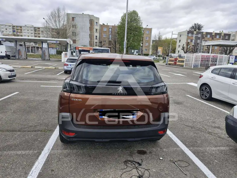 2022 Peugeot 5008