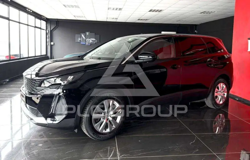 2022 Peugeot 5008