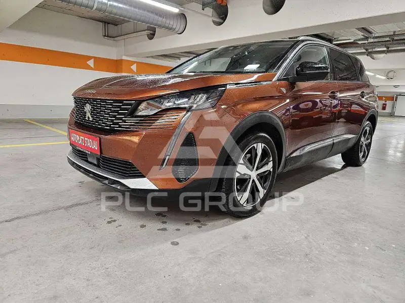 2022 Peugeot 5008