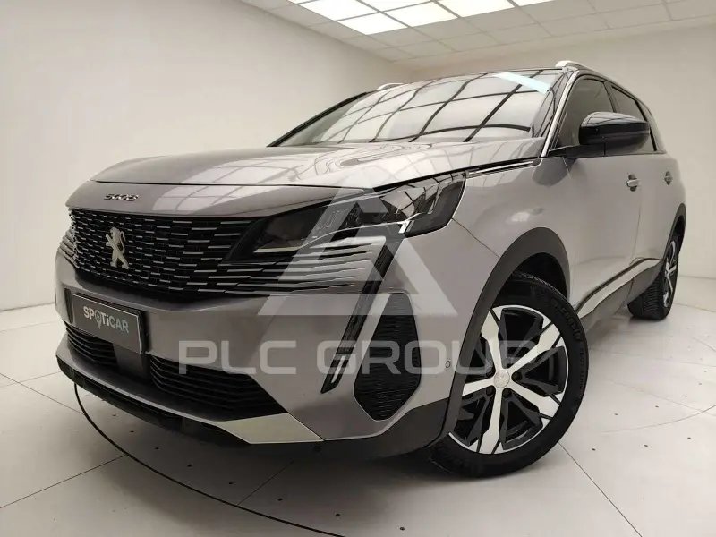 2022 Peugeot 5008