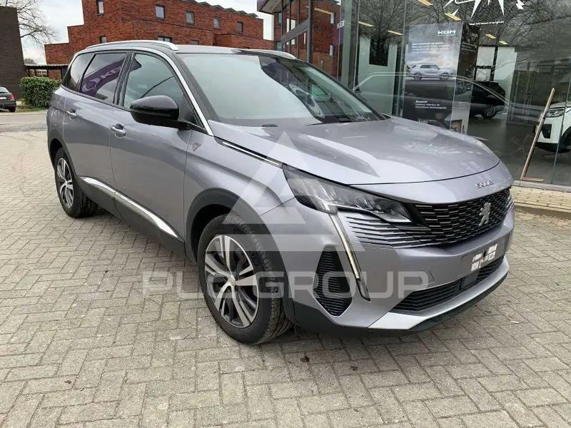 2022 Peugeot 5008