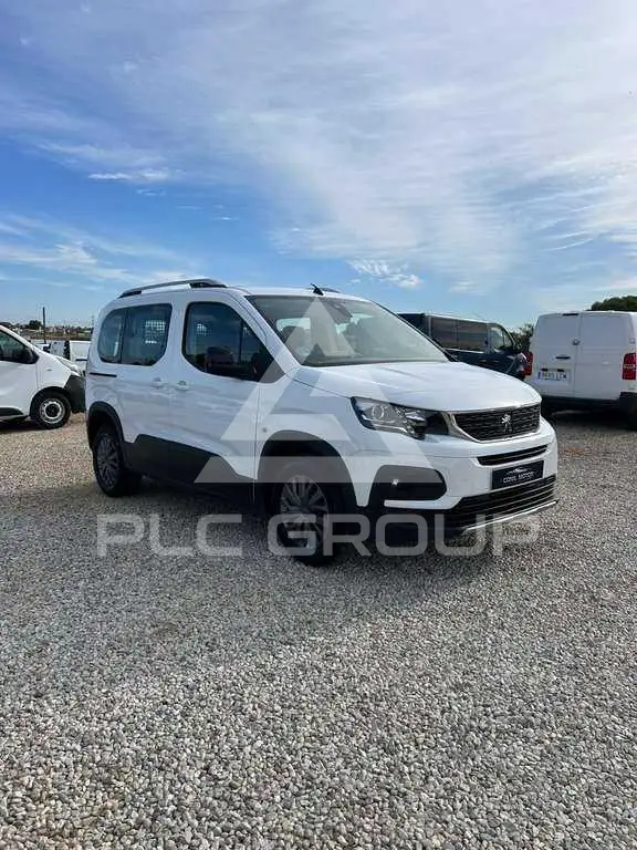 2022 Peugeot Rifter