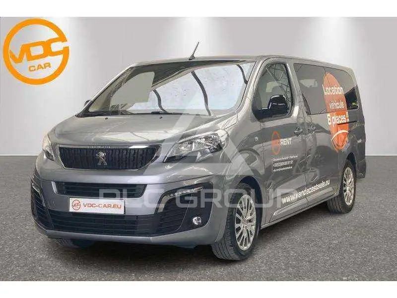 2022 Peugeot Traveller