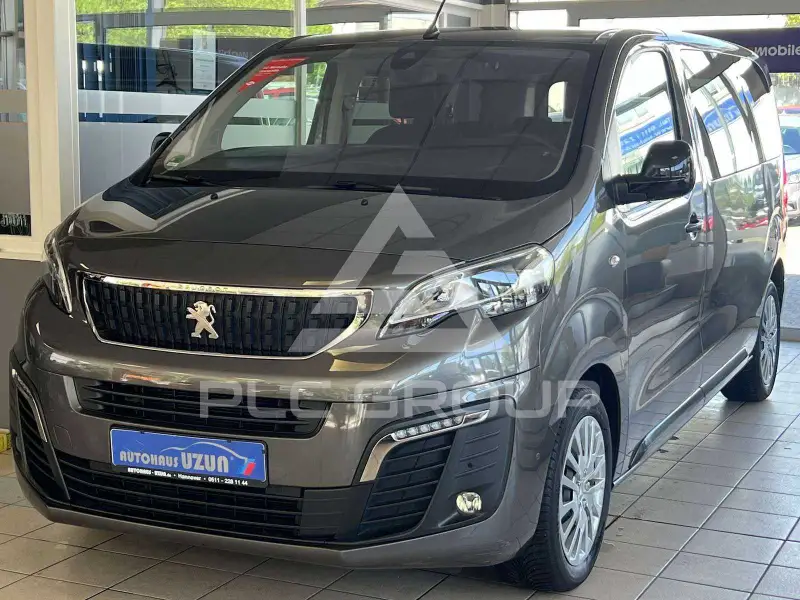 2022 Peugeot Traveller