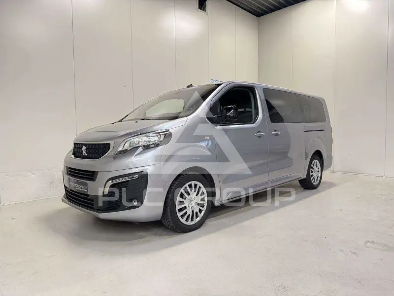 2022 Peugeot Traveller