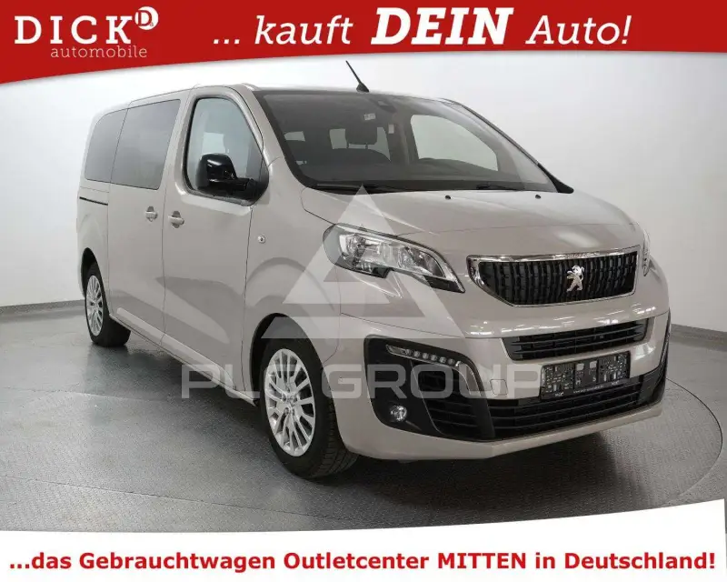 2022 Peugeot Traveller