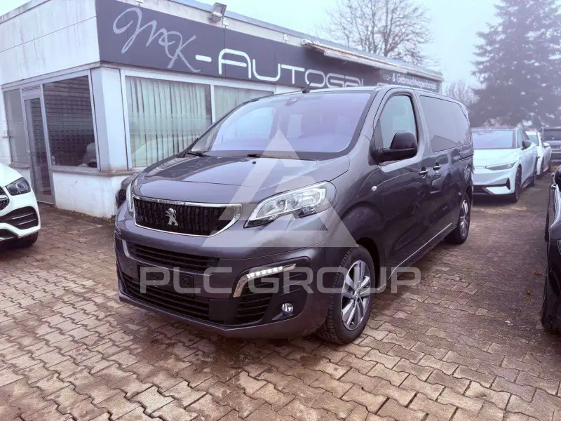 2022 Peugeot Traveller