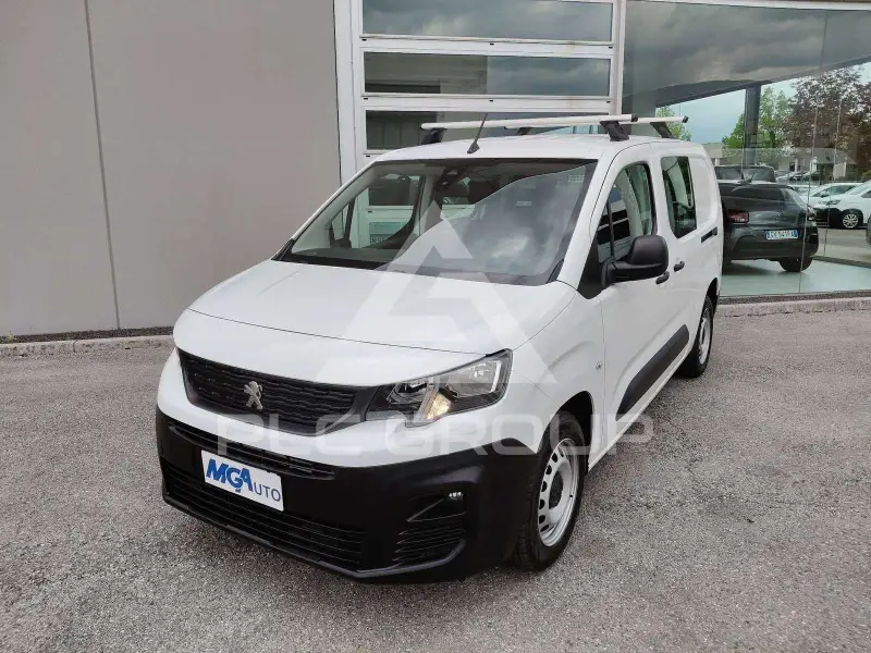 2022 Peugeot Partner
