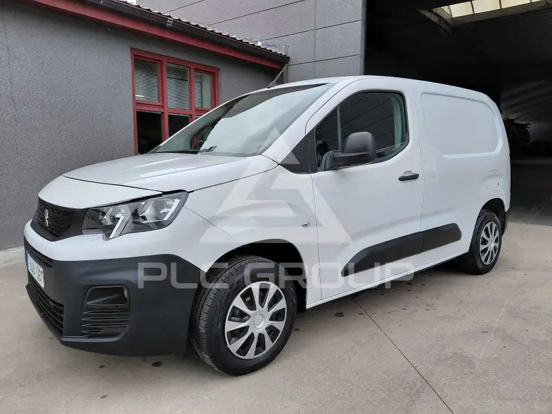 2022 Peugeot Partner
