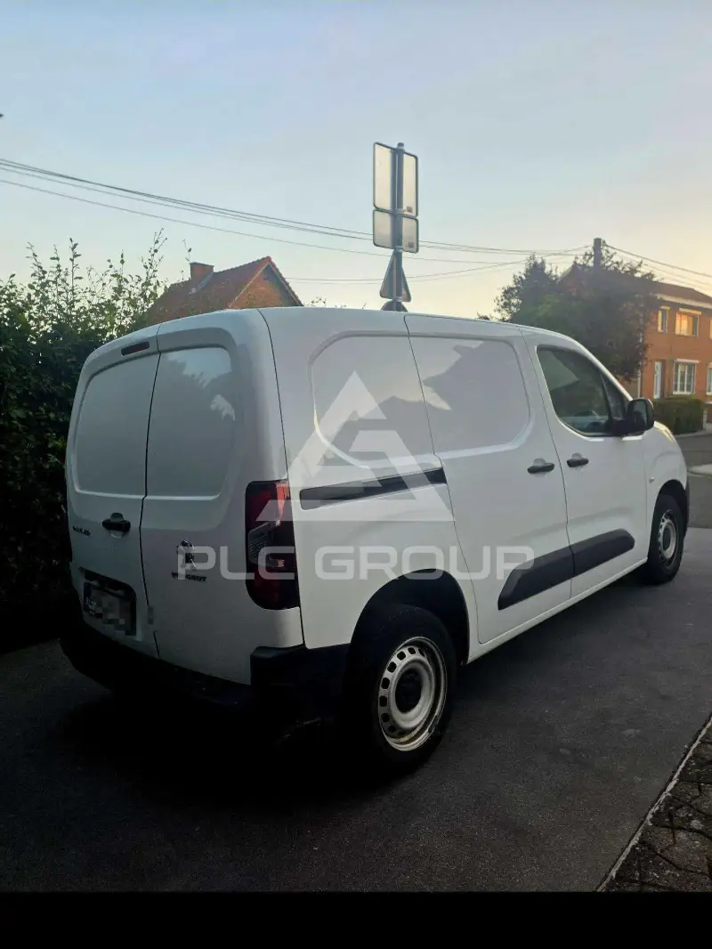 2022 Peugeot Partner